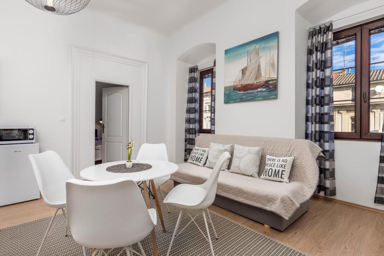 Apartment Doris Риека Экстерьер фото